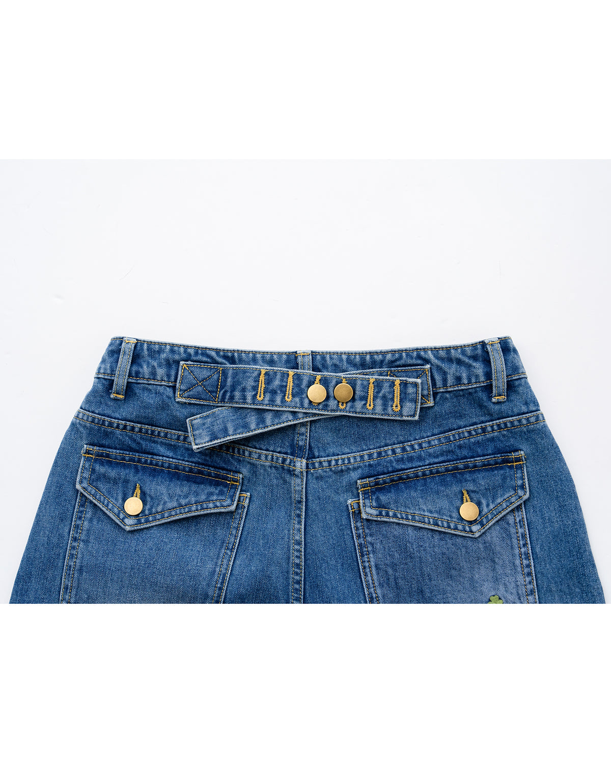 Lucky Clover Clinch-Back Jeans