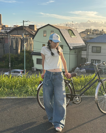 Lucky Bee Embroidery Tee (Pale mint)