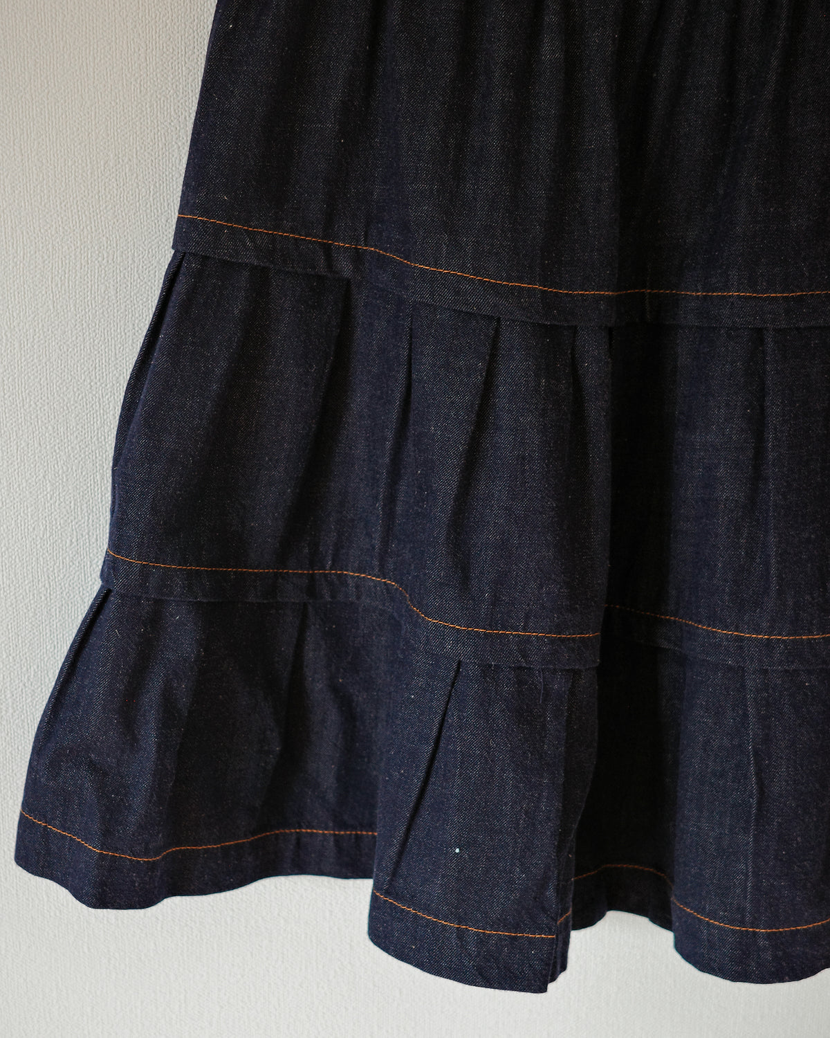 【9月下旬発送予定】Floral Waist Tiered Denim Skirt