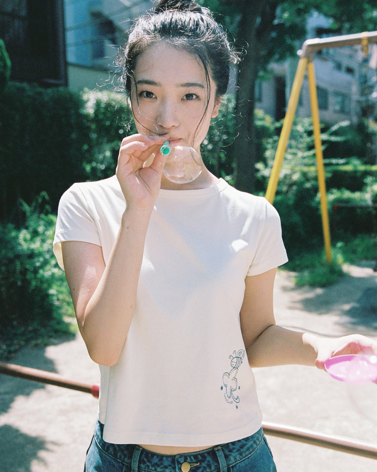 Lucky Bee Embroidery Tee (Cream)