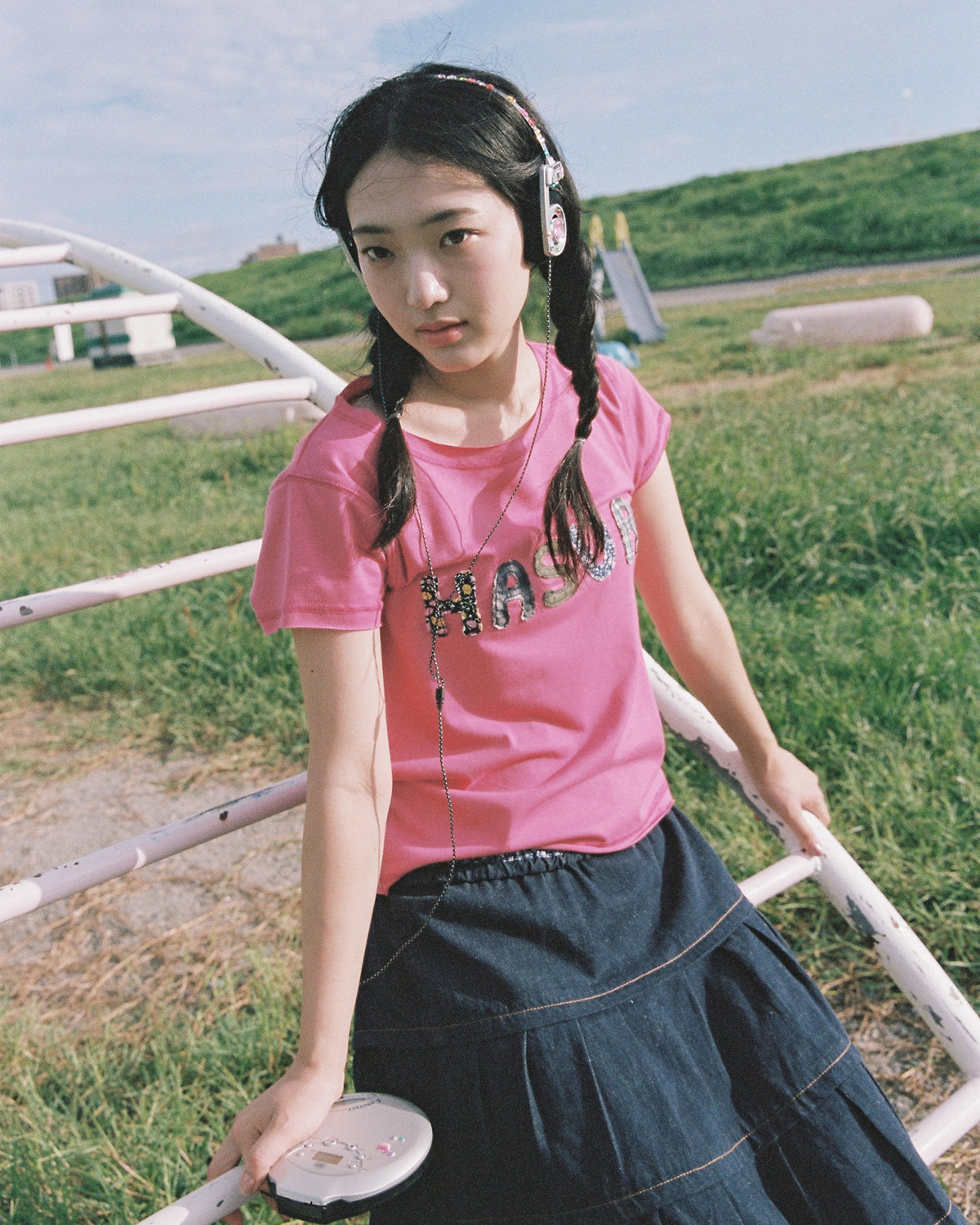 HASUA Patchwork Logo Compact Tee（Plum）