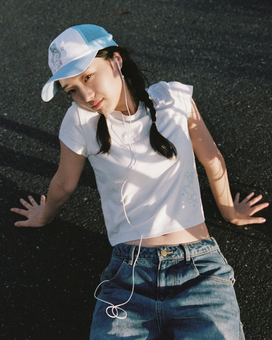 Lucky Bee Embroidery Tee (Pale mint)